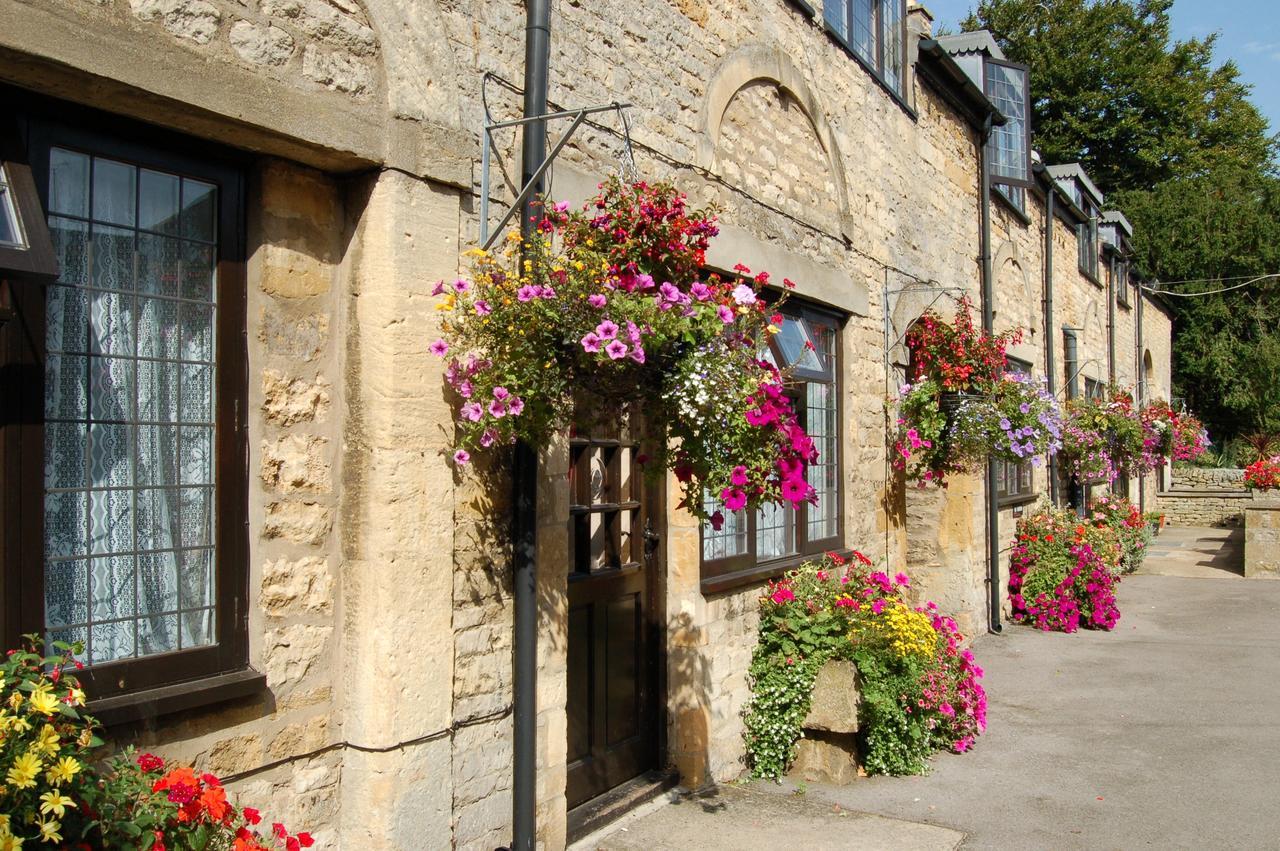 Stow Lodge Hotel Exteriör bild